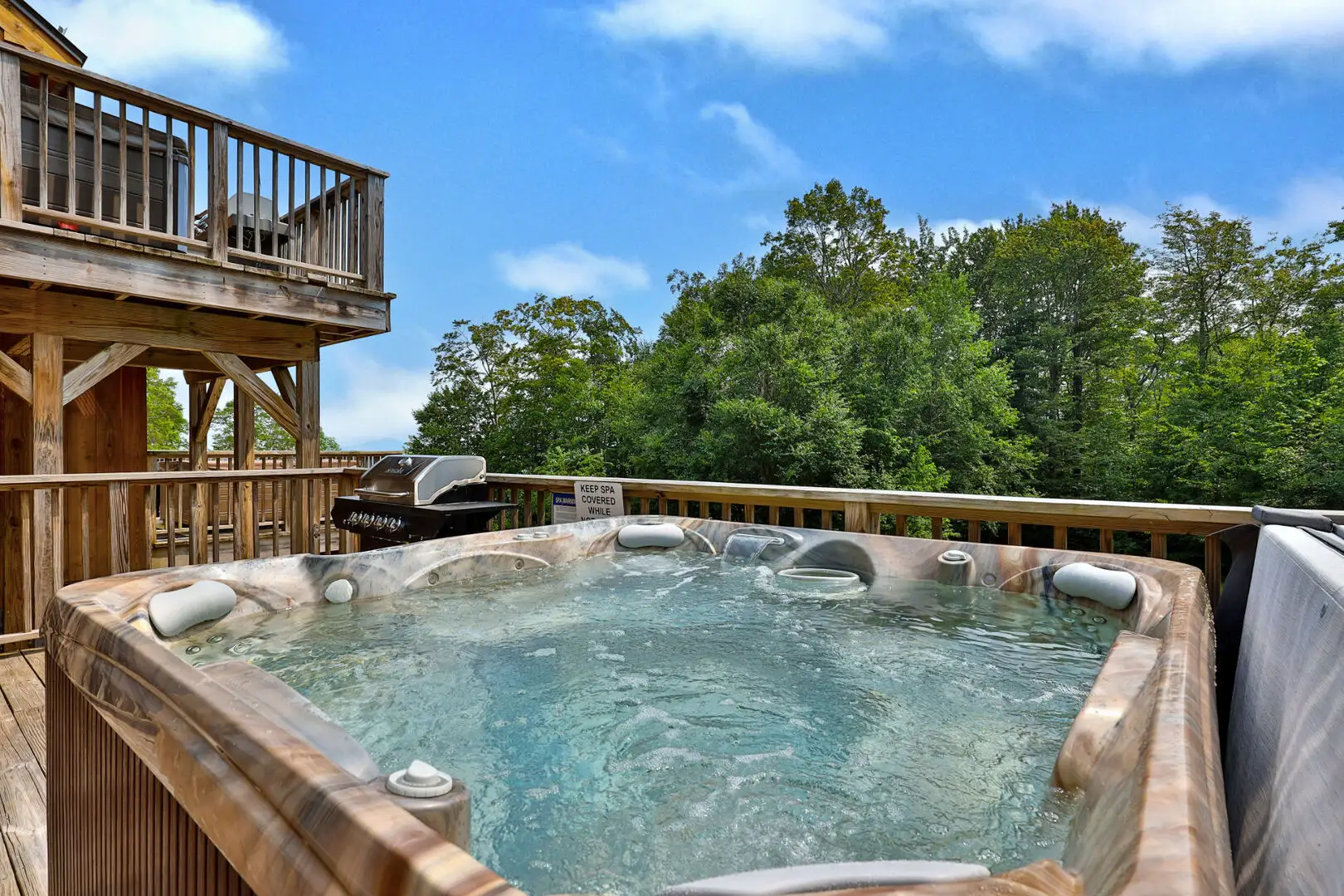 Private hot tub and deck at Trailside Village Condo #1