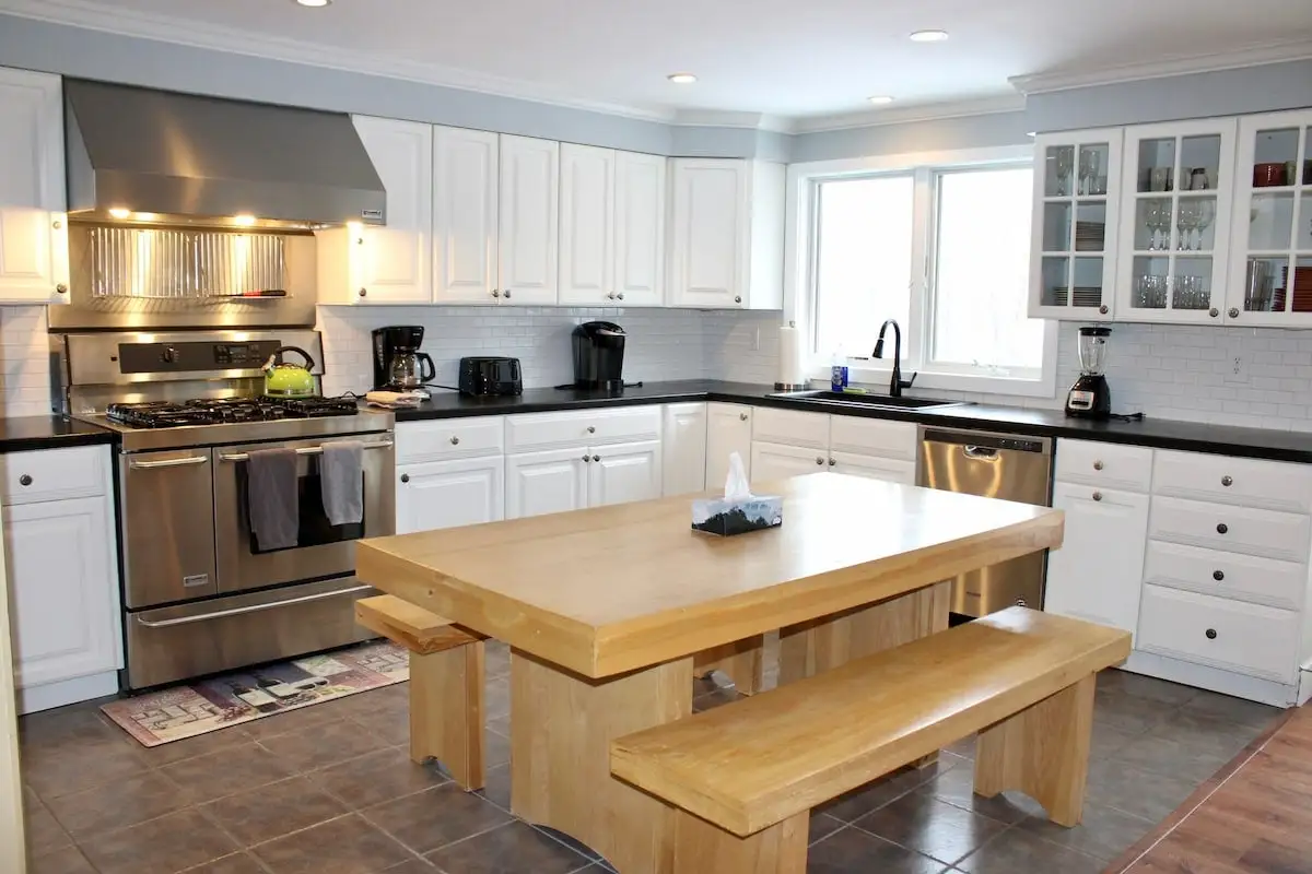 Kitchen and dining area at Trailside Village Condo #3