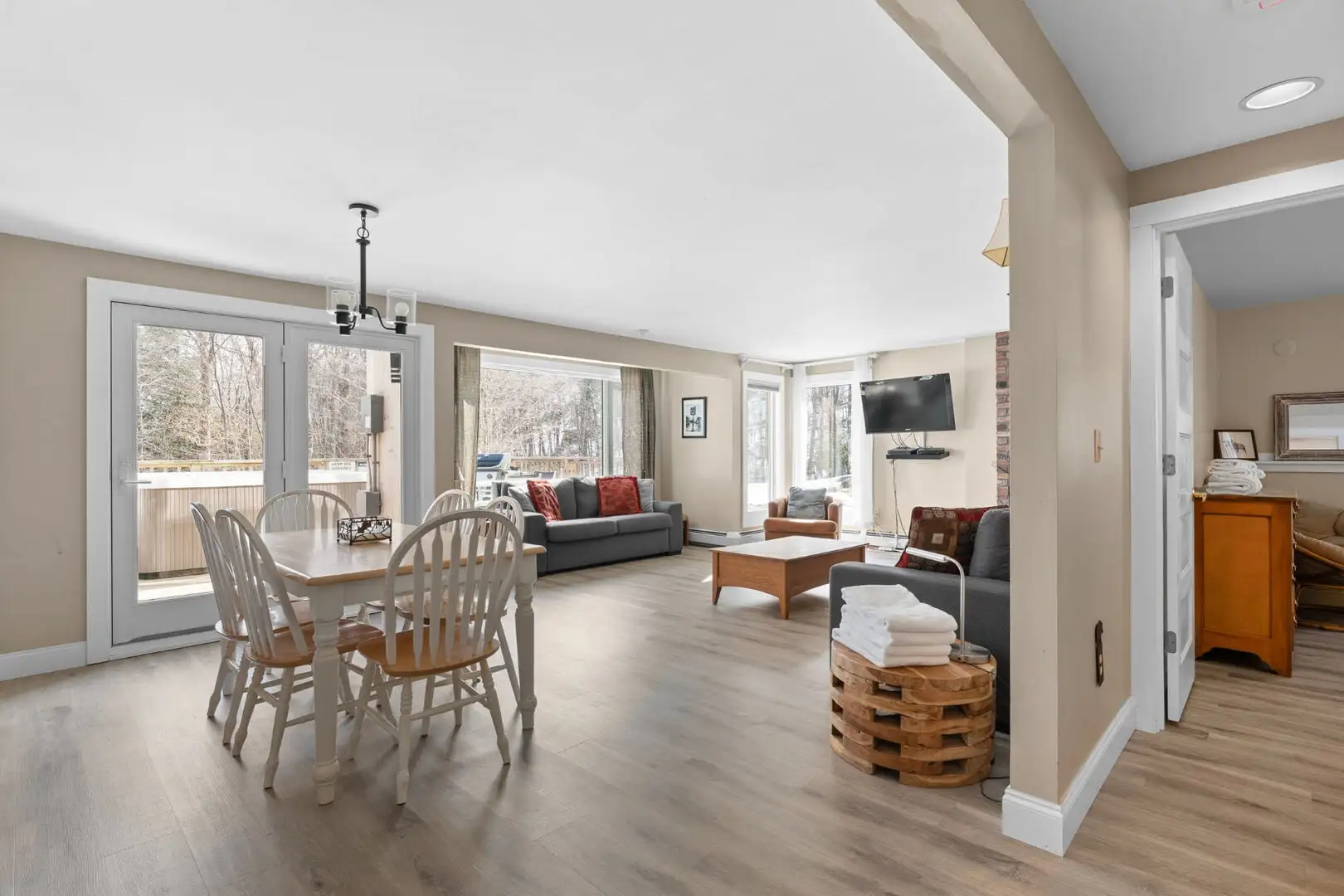 Private hot tub and deck at Trailside Village Condo #5