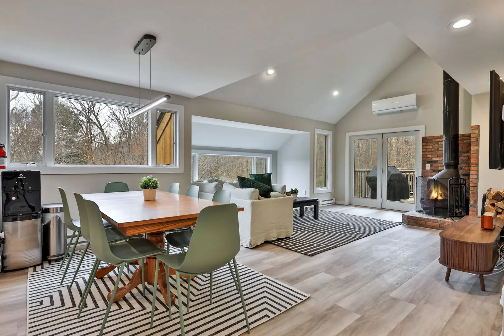 Living room with fireplace at Trailside Six